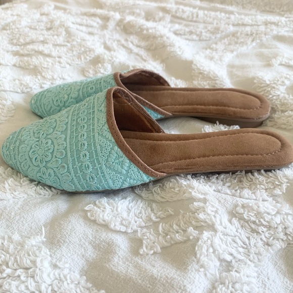 NWOT Genuine Indian Boho Aqua Blue Sequined Flats/Mules - Picture 3 of 5